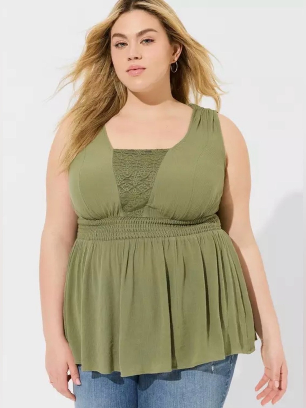 Torrid Crinkle Gauze Crochet V-Neck Top Size 00 M/L Green Sleeveless